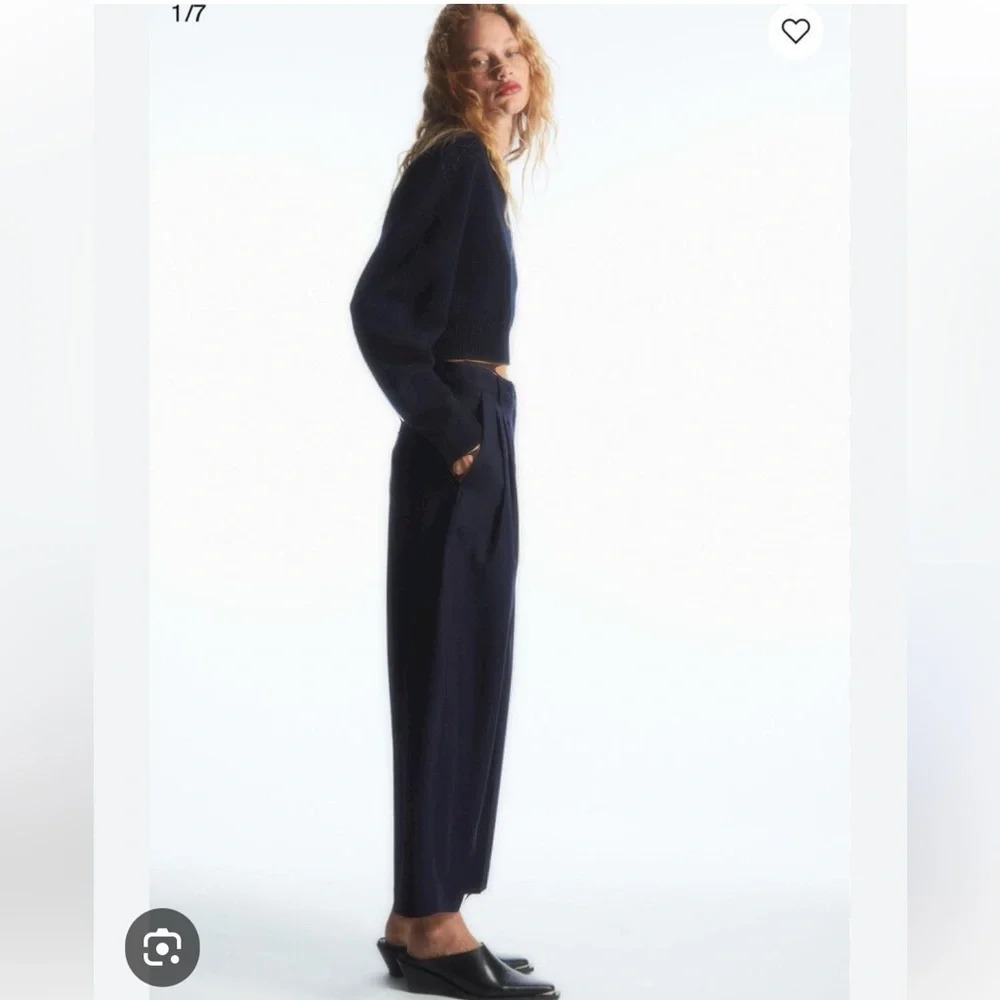 Jones New York barrel leg navy pants trousers size 6 pleated  fully lined trendy